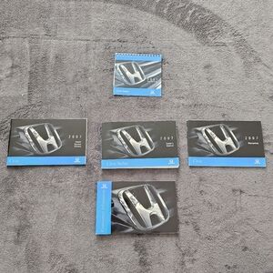 2007 Honda Civic Sedan Owners Manual + Extras - Like New